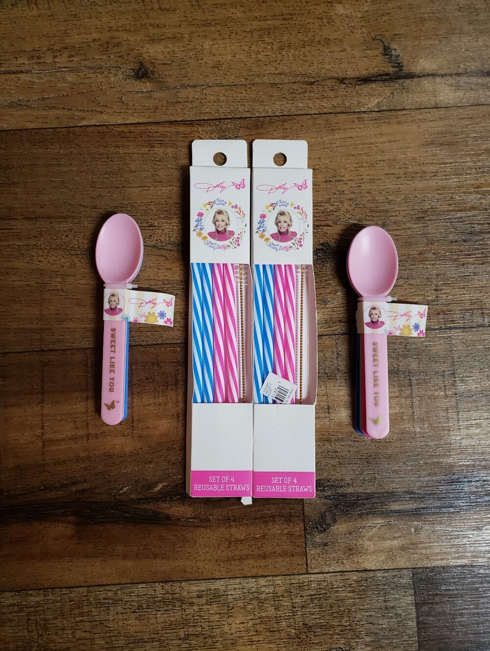 Dolly Parton Set Of 2 Reusable Tumbler Straws & Ice Cream Spoon Set